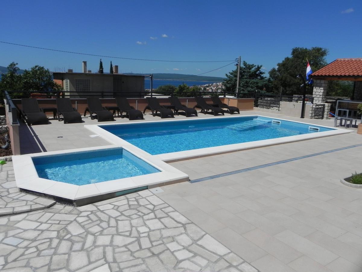 Apartments Antolic Novi Vinodolski Esterno foto